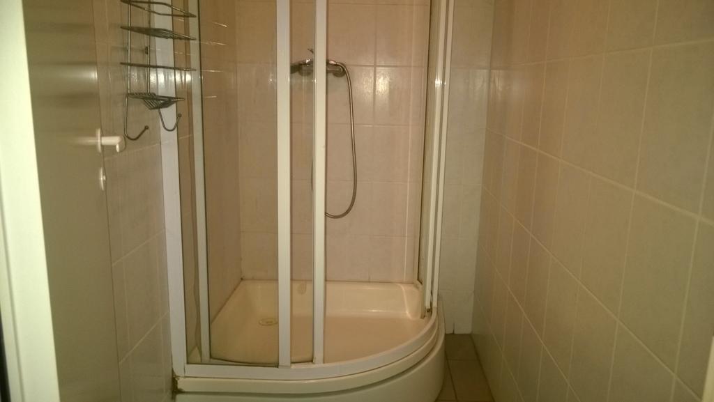 Dome Pearl Hostel Рига Экстерьер фото
