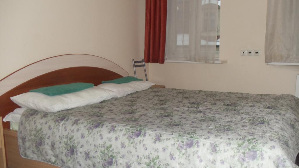 Dome Pearl Hostel Рига Номер фото