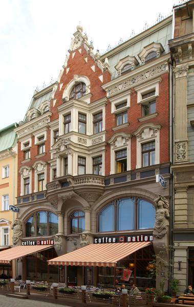 Dome Pearl Hostel Рига Экстерьер фото